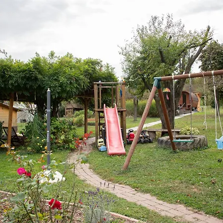 Rozsa Porta