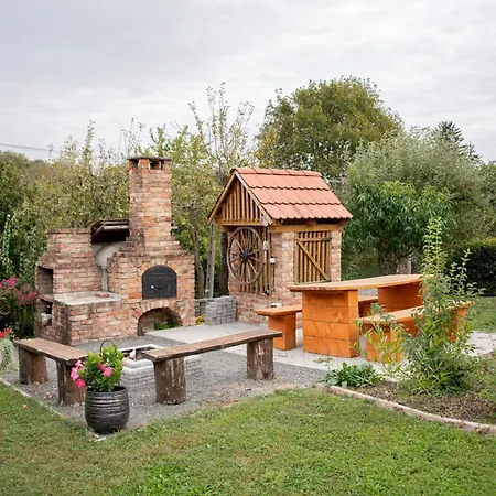 Rózsa Porta Alpesi faház