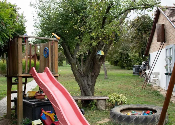 Rozsa Porta * Zengővárkony